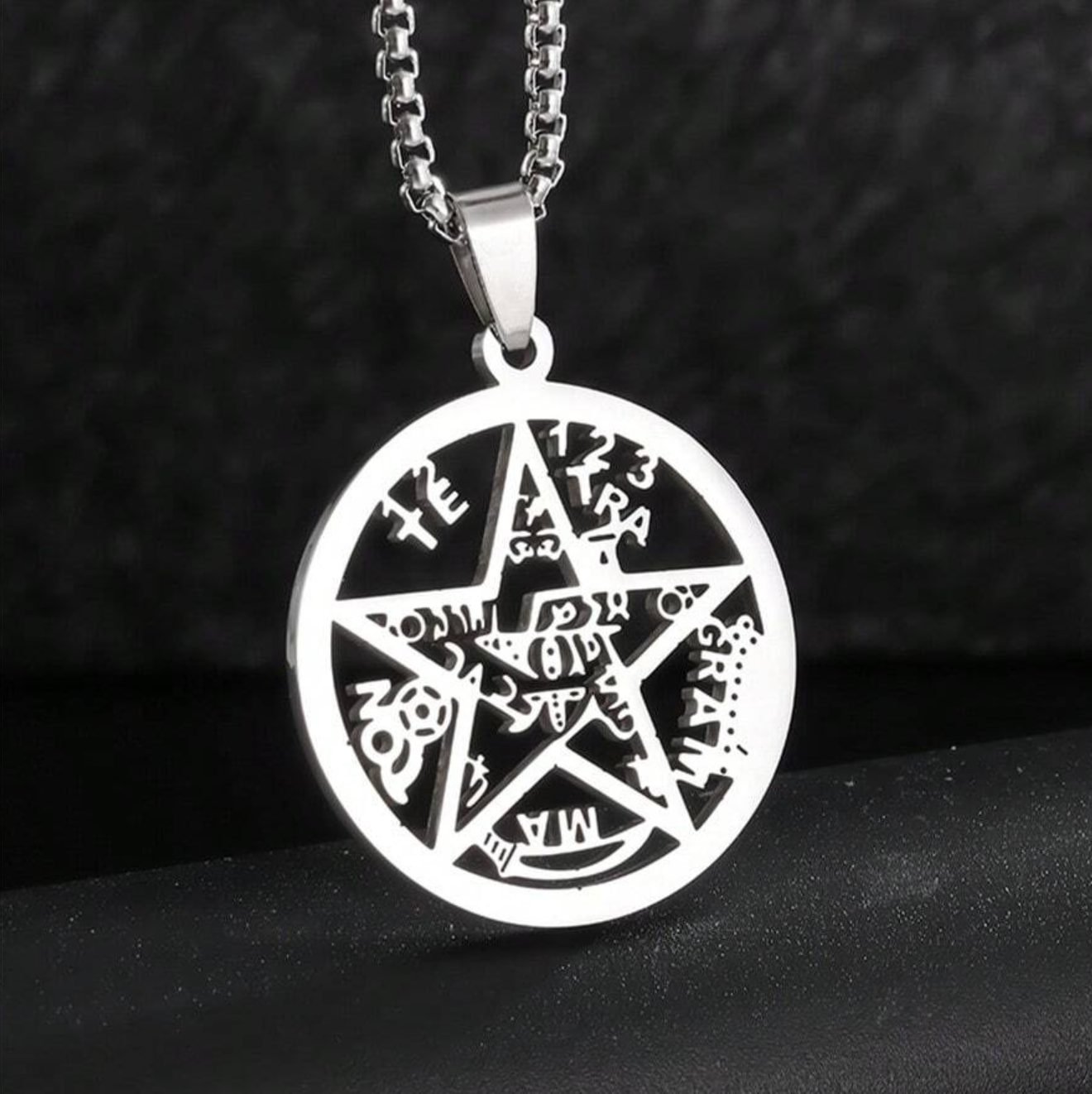 Collar Tetragrammatron
