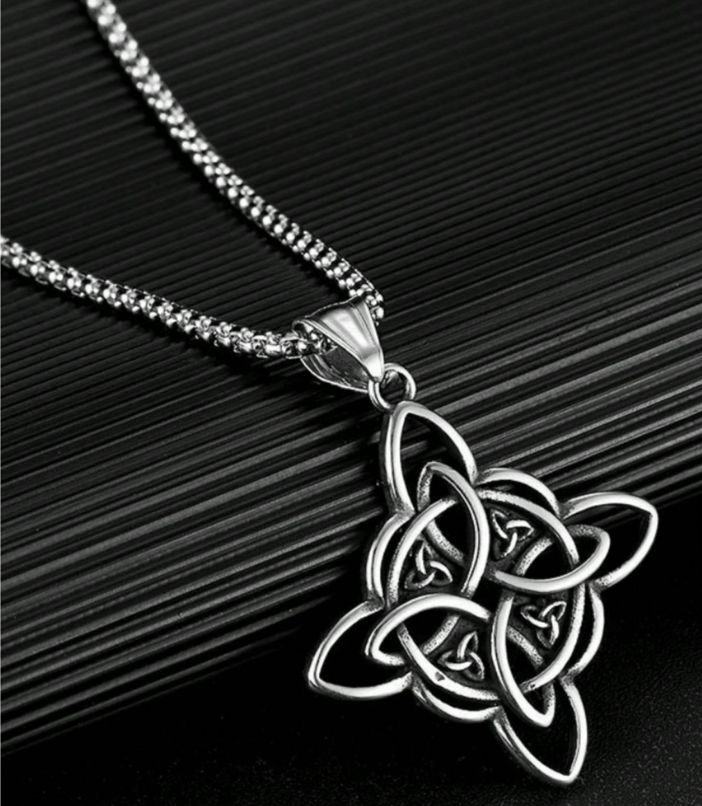 Collar nudo de bruja