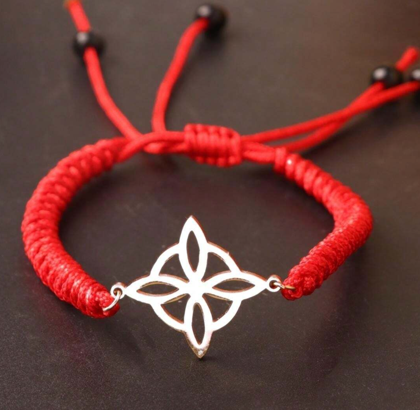 Pulsera nudo de bruja